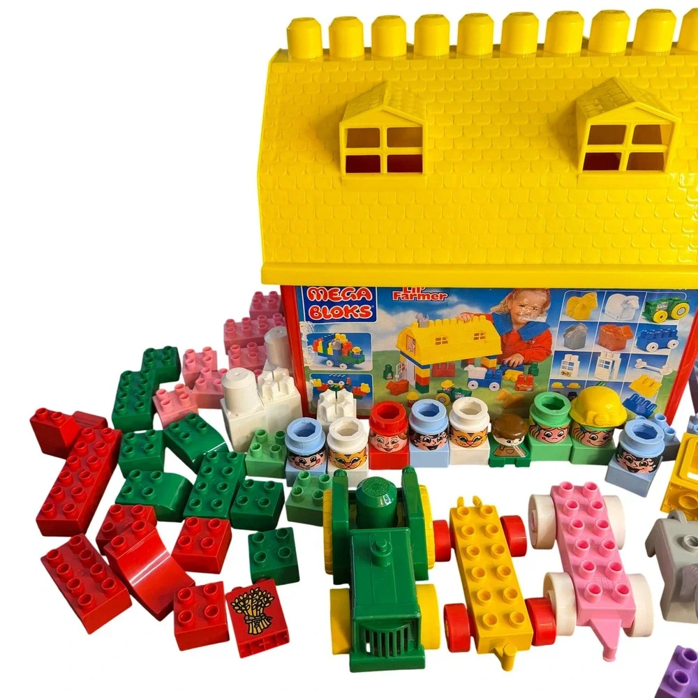 Vintage Mega Bloks Lil Farmer 801 Barn Building‎ Set with Tractor and Animals